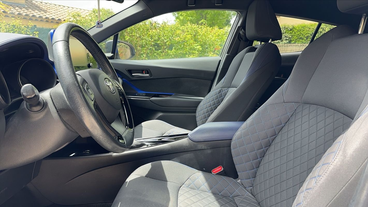 Toyota C-HR - Photo 26