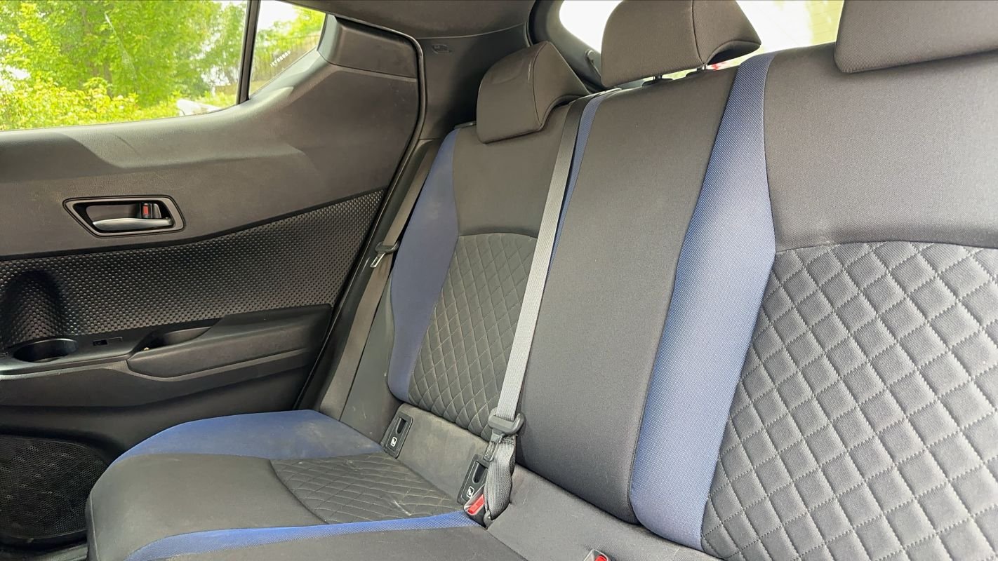 Toyota C-HR - Photo 9