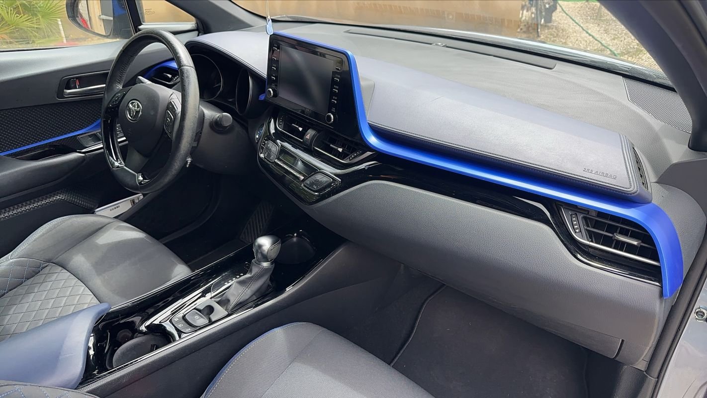 Toyota C-HR - Photo 10