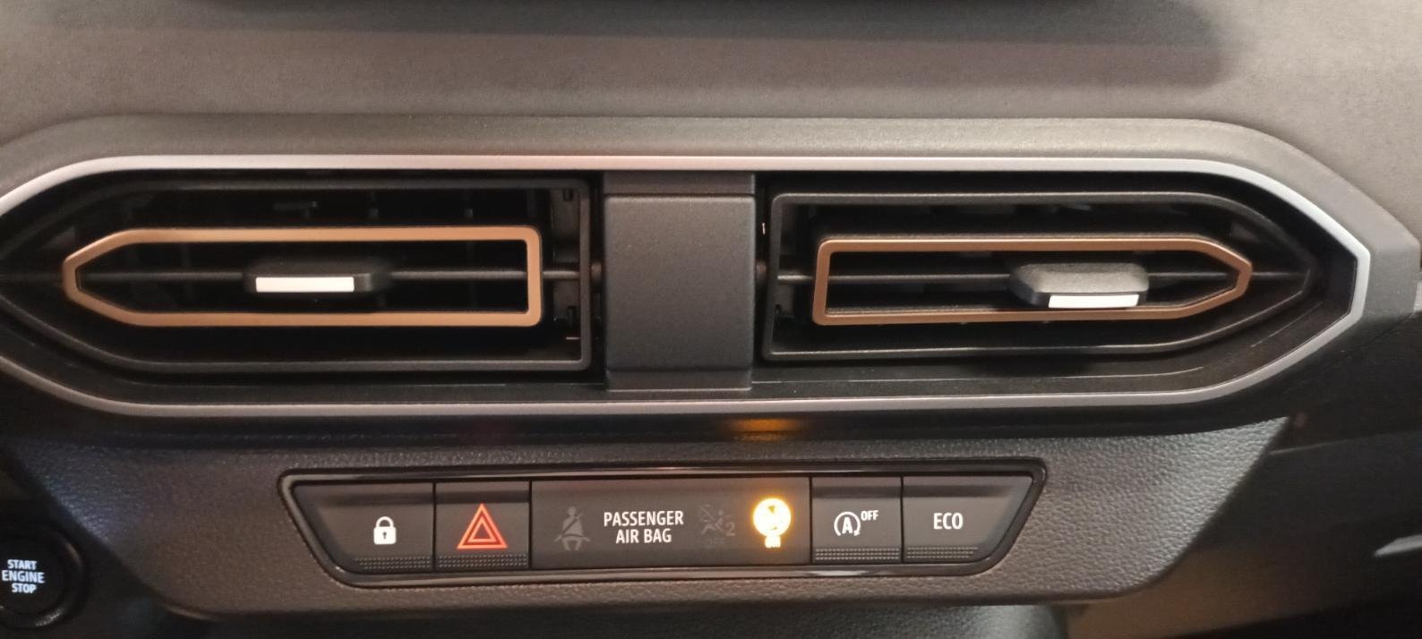 Dacia Sandero - Photo 12