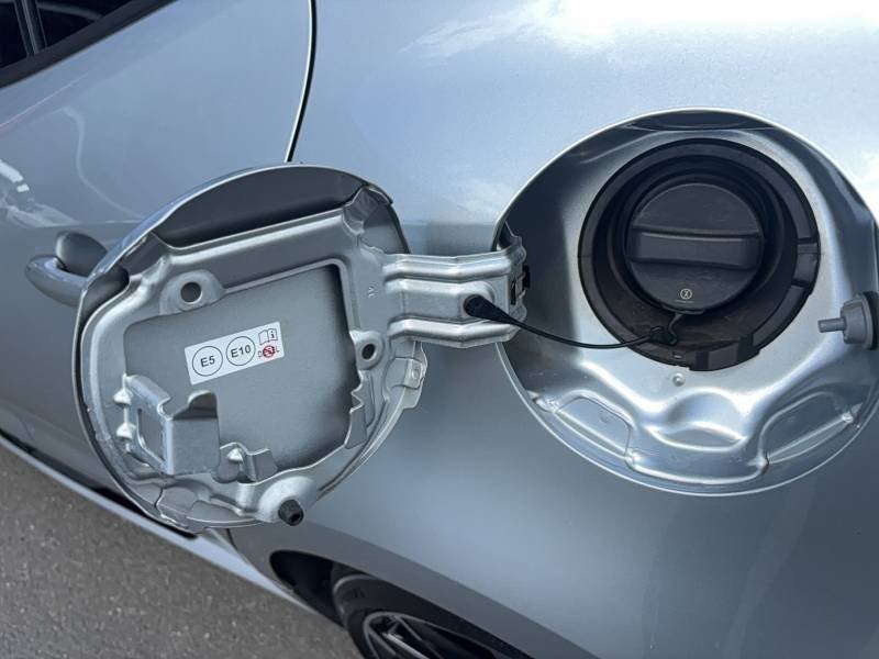 Toyota Corolla - Photo 14