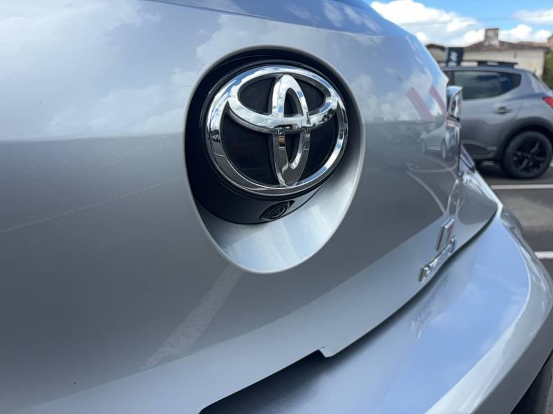Toyota Corolla - Photo 16