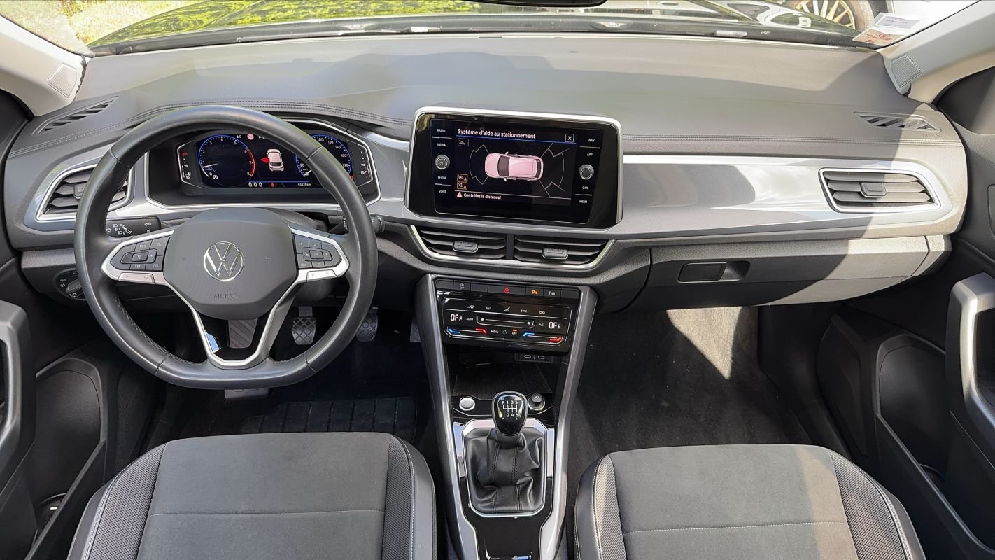 Volkswagen T-Roc - Photo 11