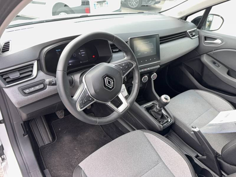 Renault Clio - Photo 11