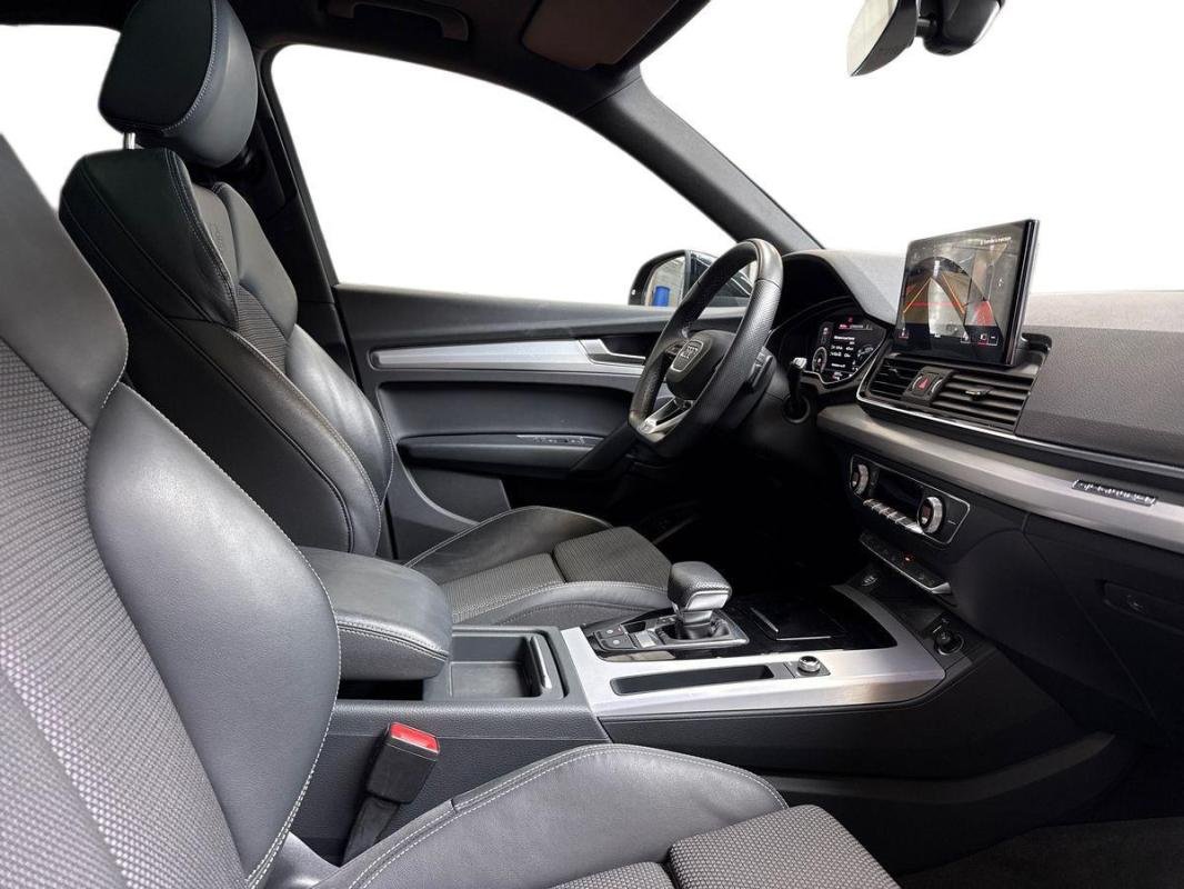 Audi Q5 Sportback - Photo 13