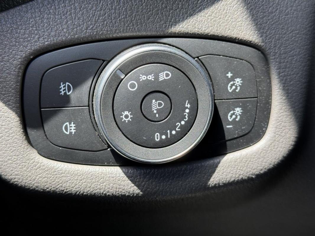 Ford Transit Connect - Photo 18