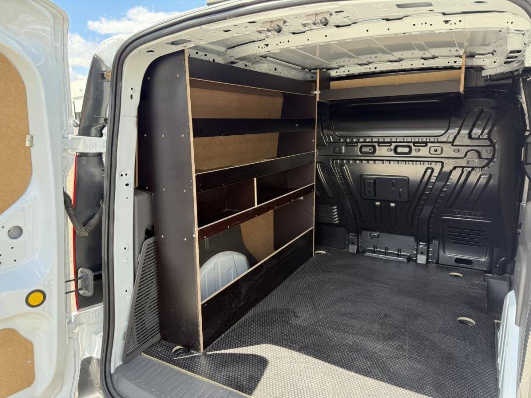 Ford Transit Connect - Photo 22