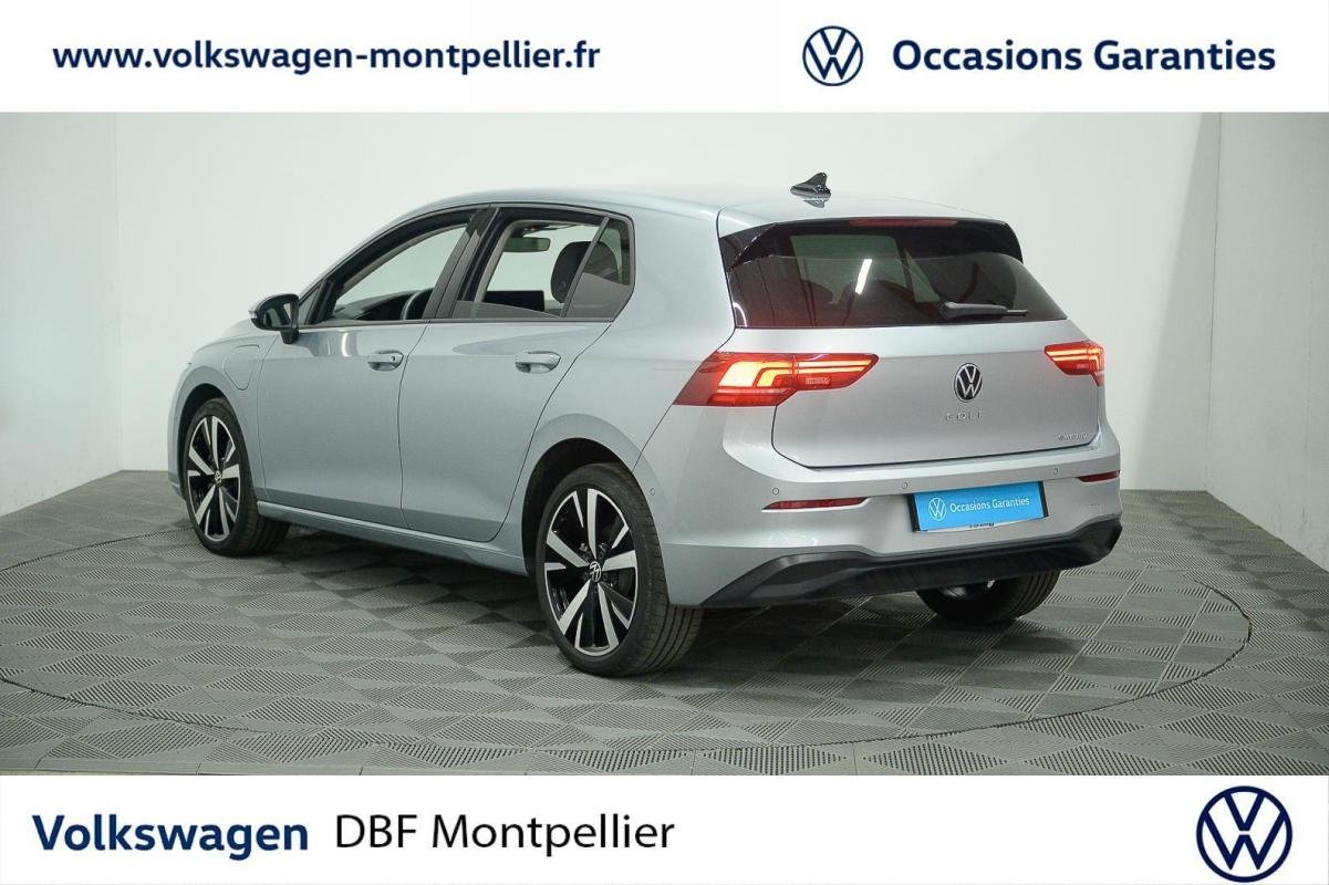 Volkswagen Golf - Photo 2