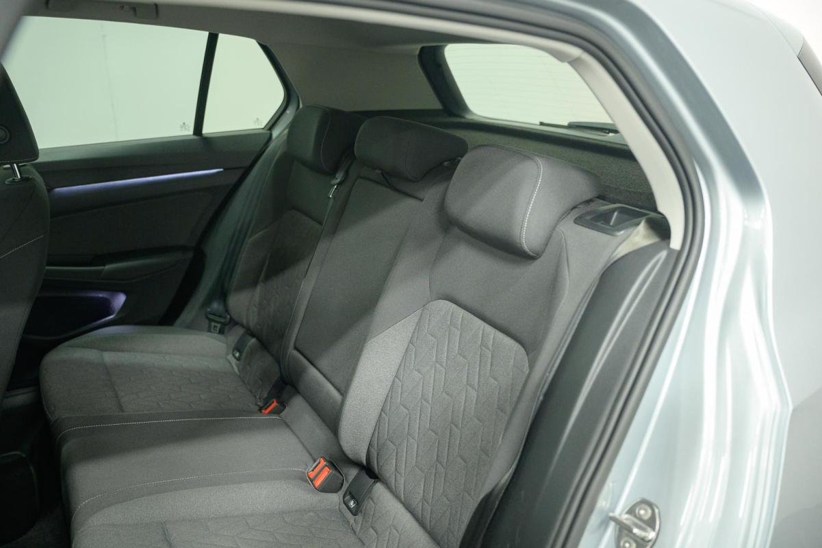 Volkswagen Golf - Photo 4