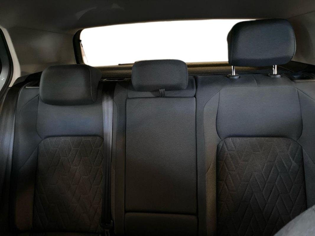 Volkswagen Golf - Photo 22