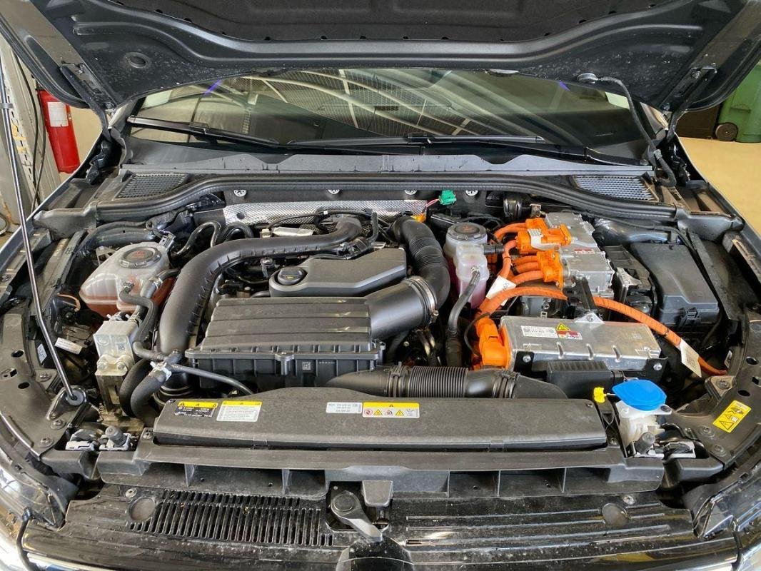 Volkswagen Golf - Photo 33