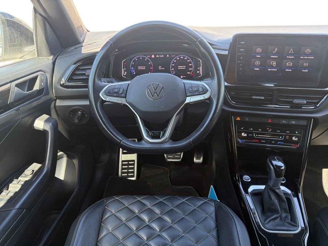 Volkswagen T-Roc - Photo 24