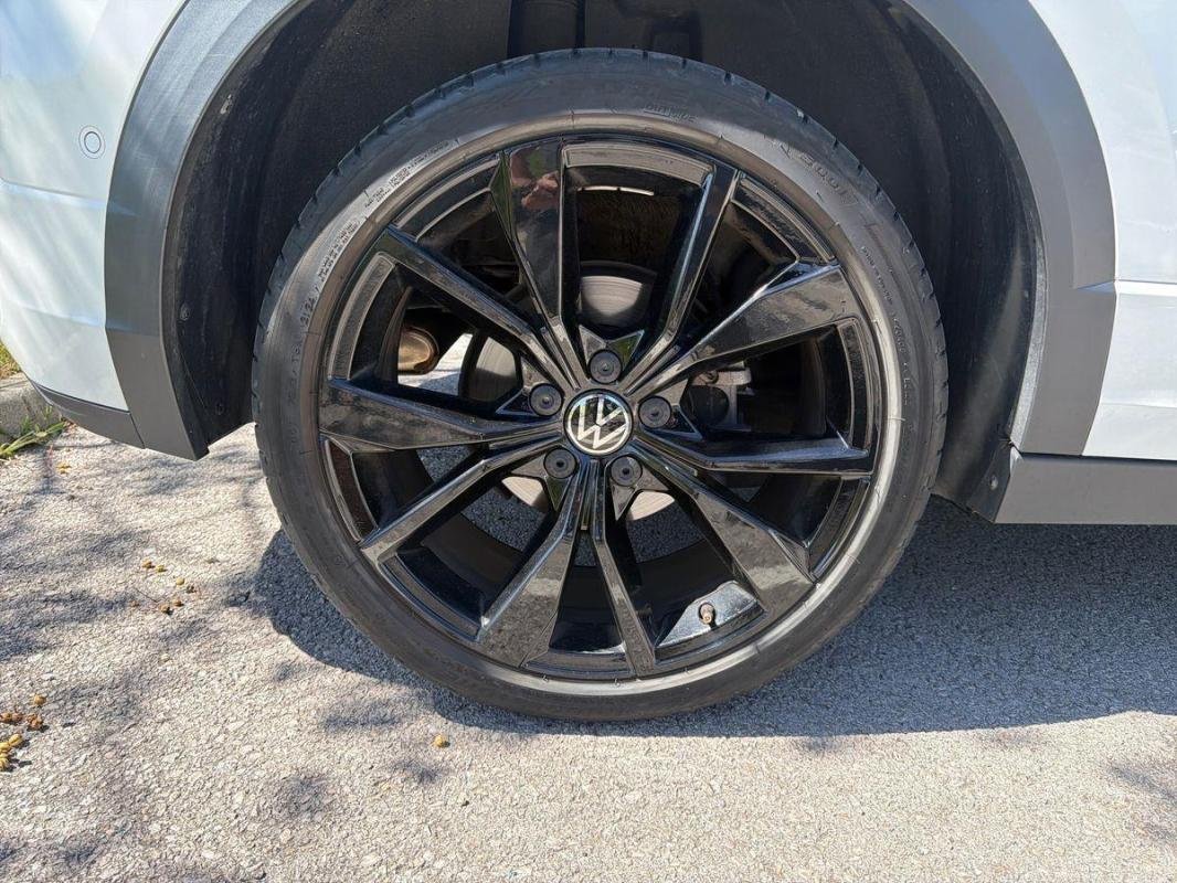 Volkswagen T-Roc - Photo 28