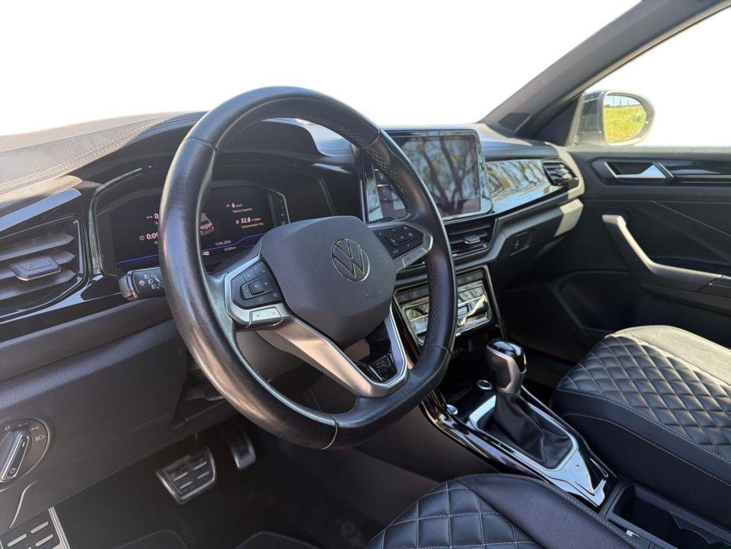 Volkswagen T-Roc - Photo 9
