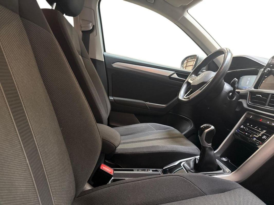 Volkswagen T-Roc - Photo 13