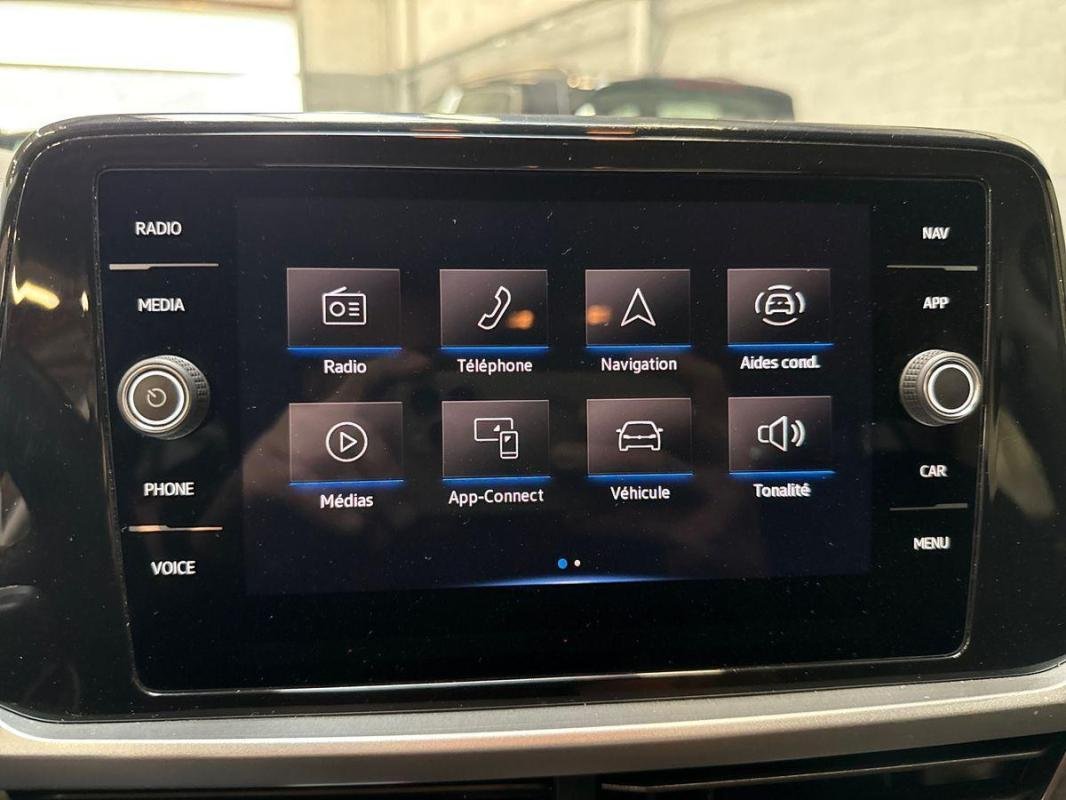 Volkswagen T-Roc - Photo 16