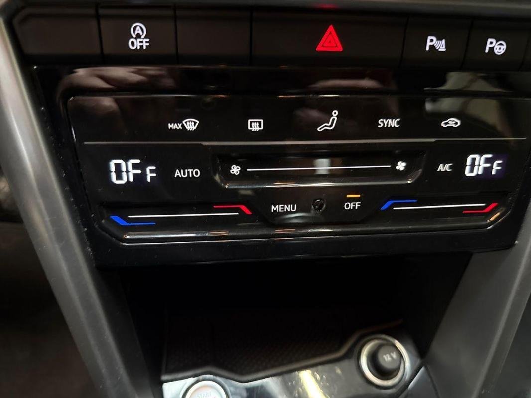 Volkswagen T-Roc - Photo 19