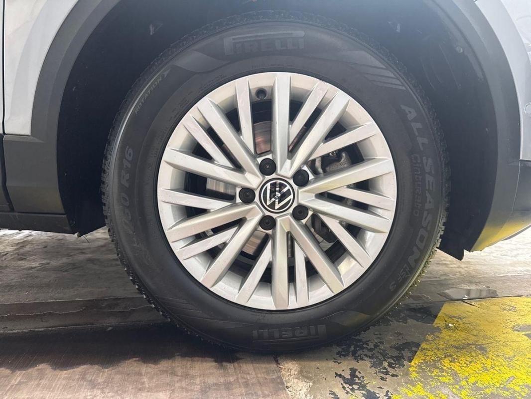 Volkswagen T-Roc - Photo 29