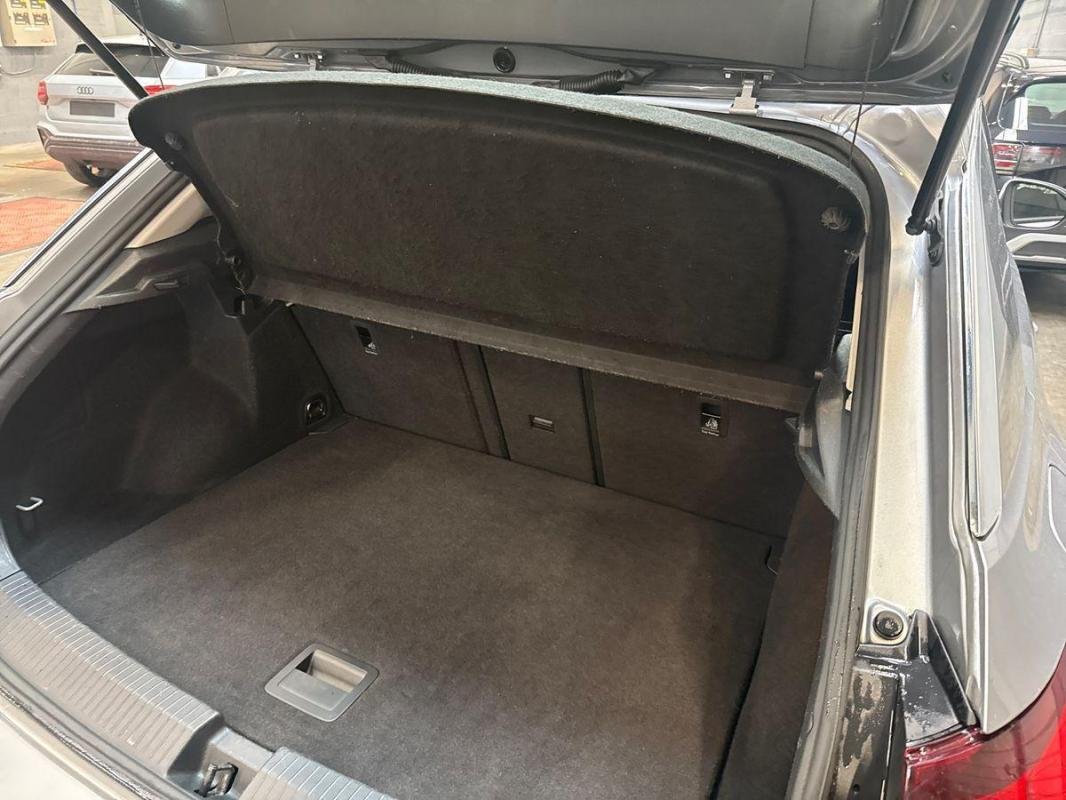 Volkswagen T-Roc - Photo 32