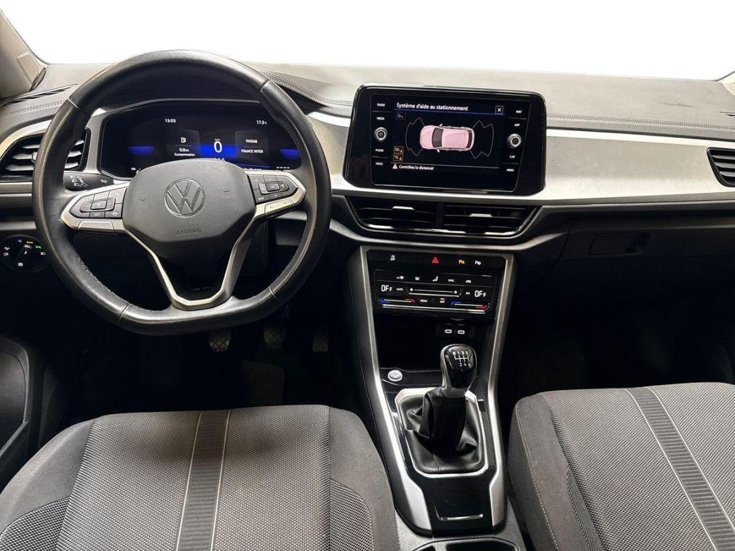 Volkswagen T-Roc - Photo 8