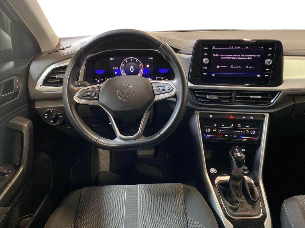 Volkswagen T-Roc - Photo 24