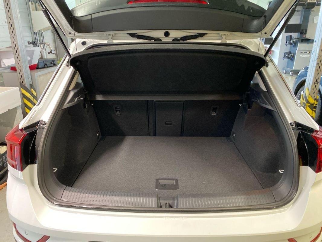 Volkswagen T-Roc - Photo 31