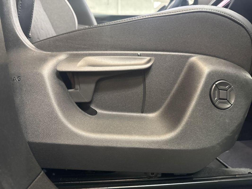Volkswagen Tiguan - Photo 14