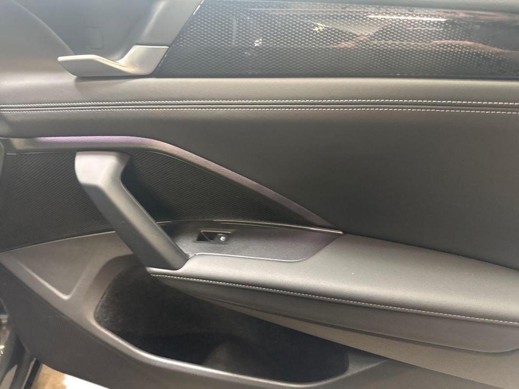 Volkswagen Tiguan - Photo 15