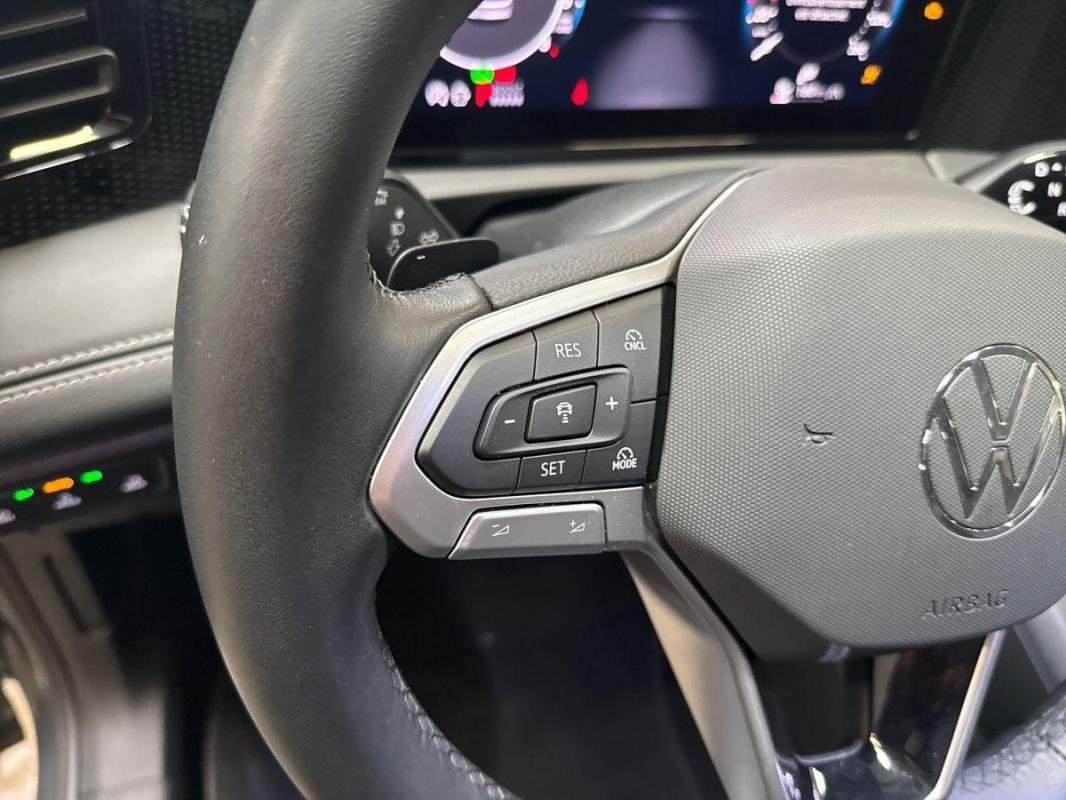 Volkswagen Tiguan - Photo 21