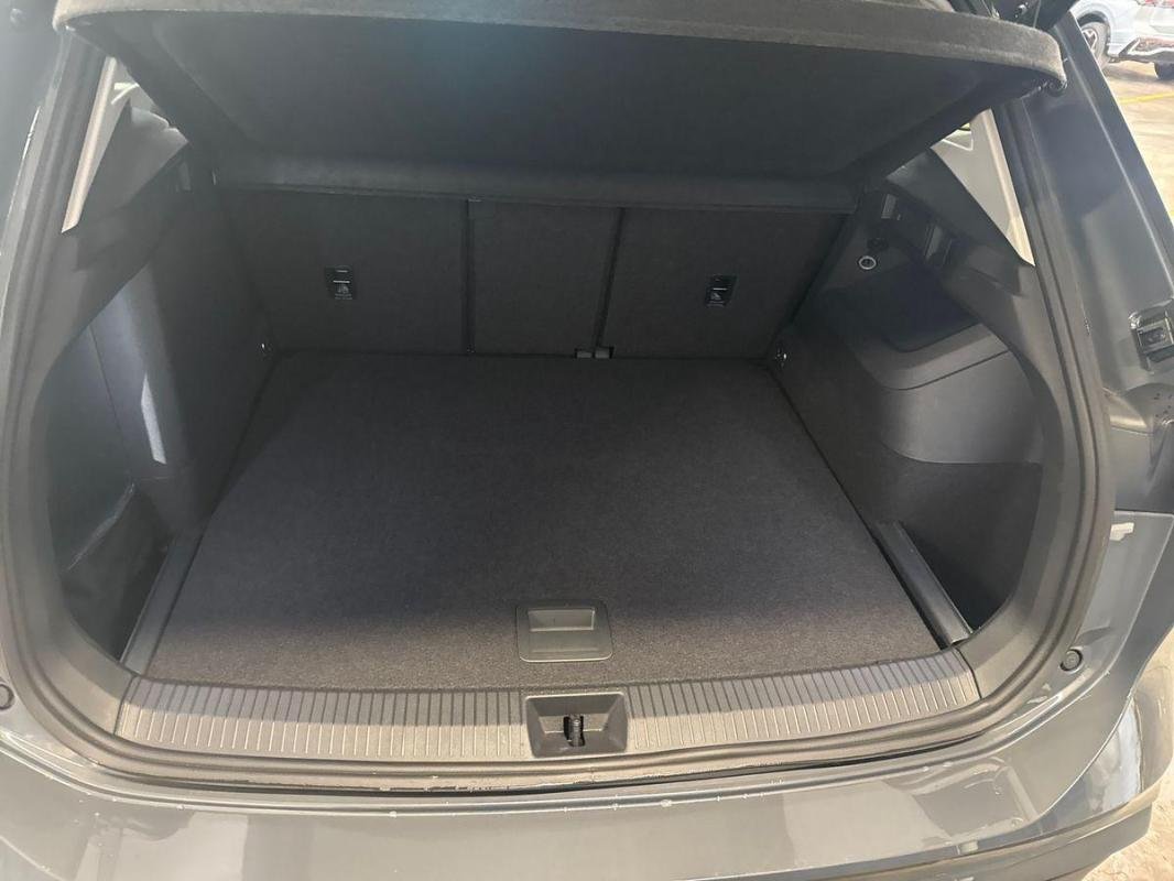Volkswagen Tiguan - Photo 31