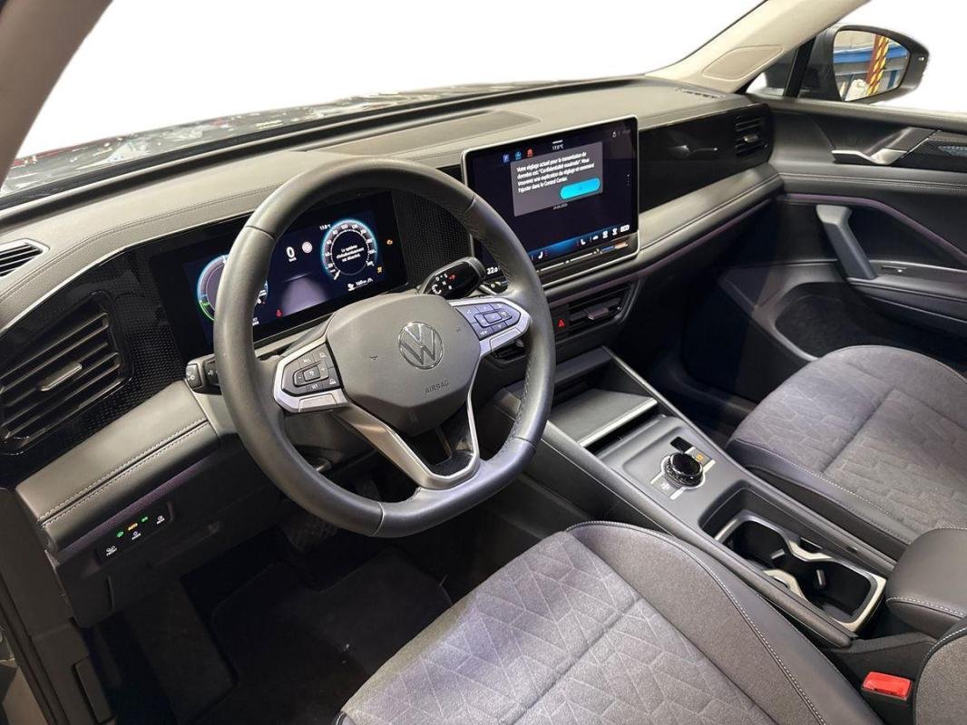 Volkswagen Tiguan - Photo 9