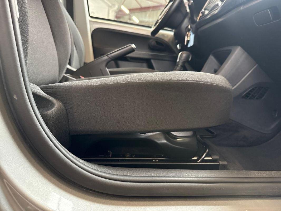 Volkswagen E-Up! - Photo 14