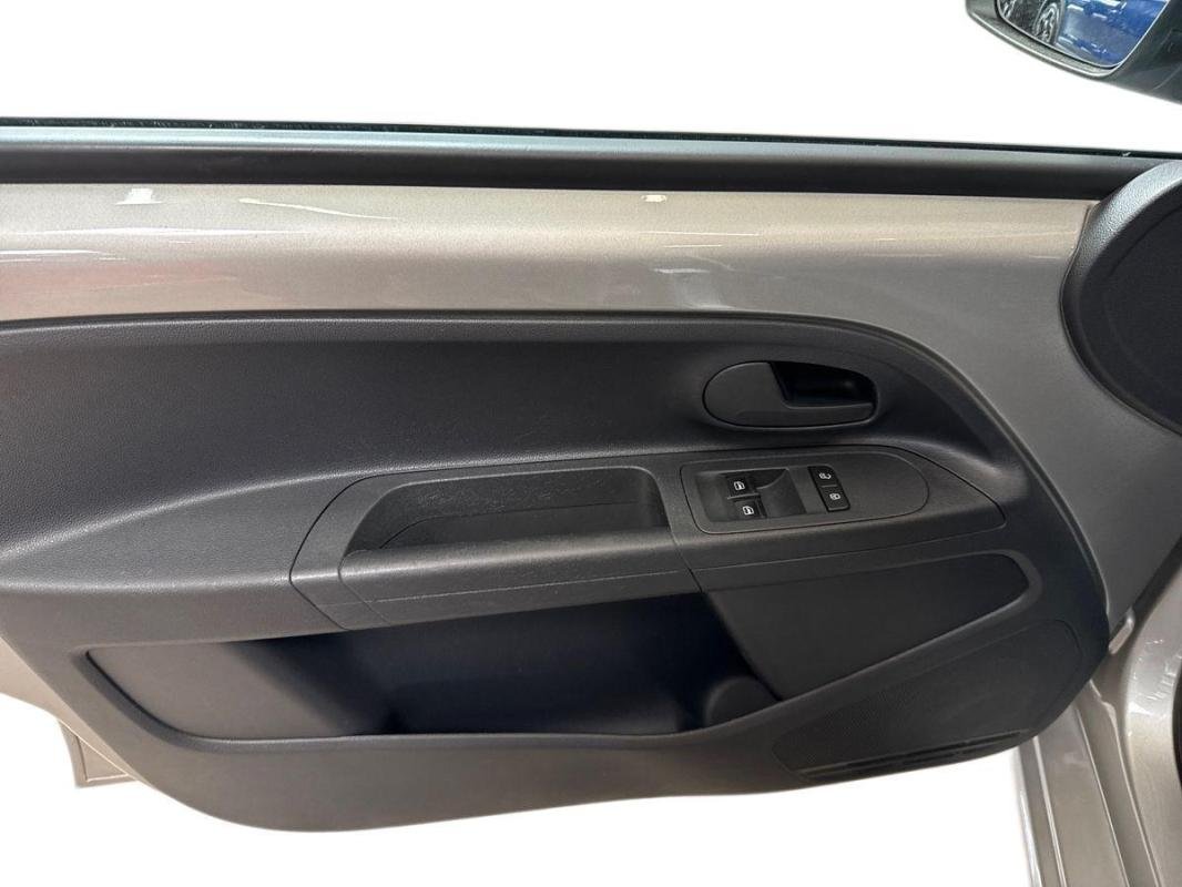 Volkswagen E-Up! - Photo 15