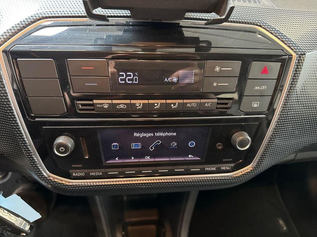 Volkswagen E-Up! - Photo 18