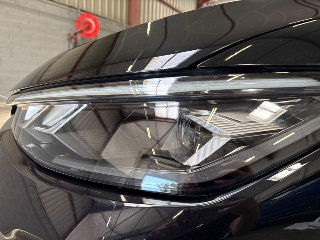 Volkswagen Passat - Photo 25