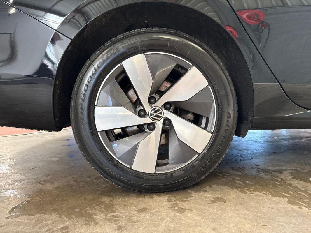 Volkswagen Passat - Photo 28