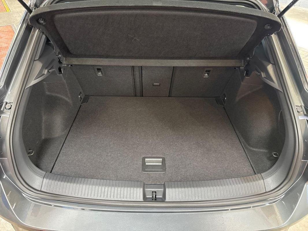 Volkswagen T-Roc - Photo 31