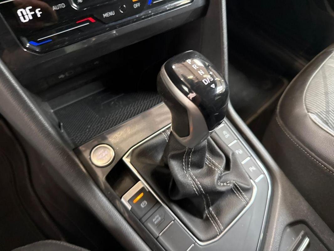 Volkswagen Tiguan - Photo 11