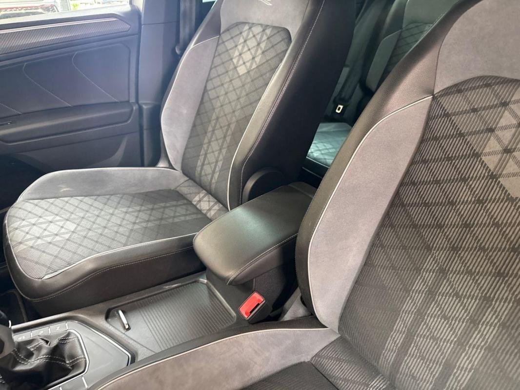 Volkswagen Tiguan - Photo 12