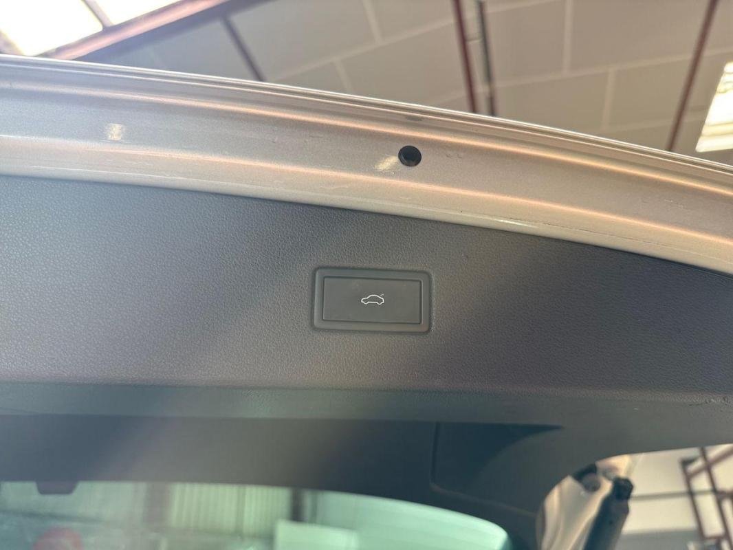 Volkswagen Tiguan - Photo 33