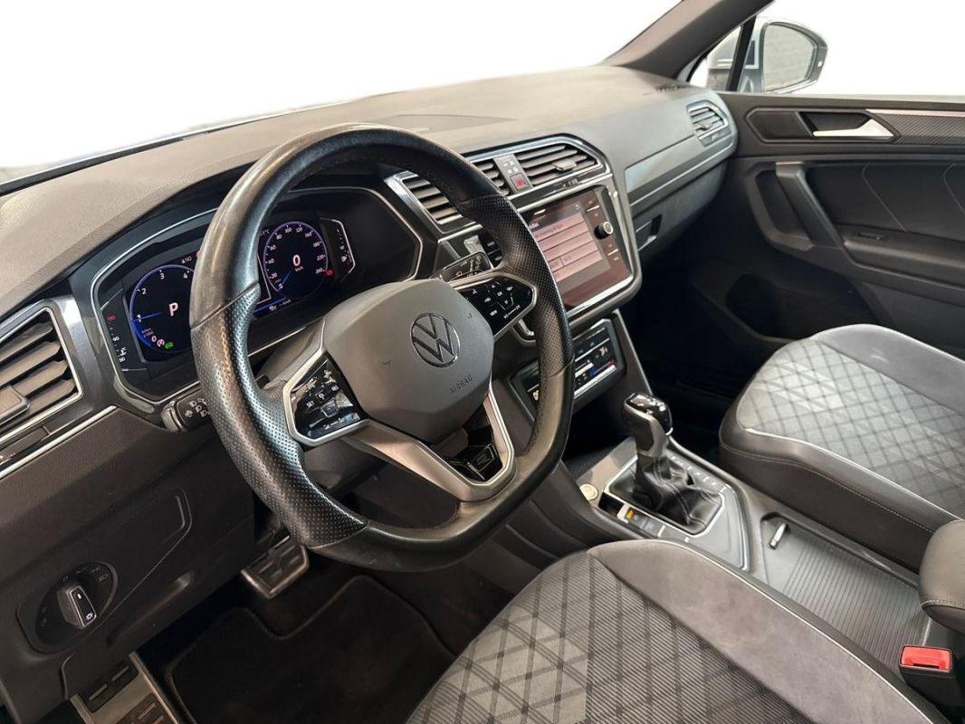 Volkswagen Tiguan - Photo 9