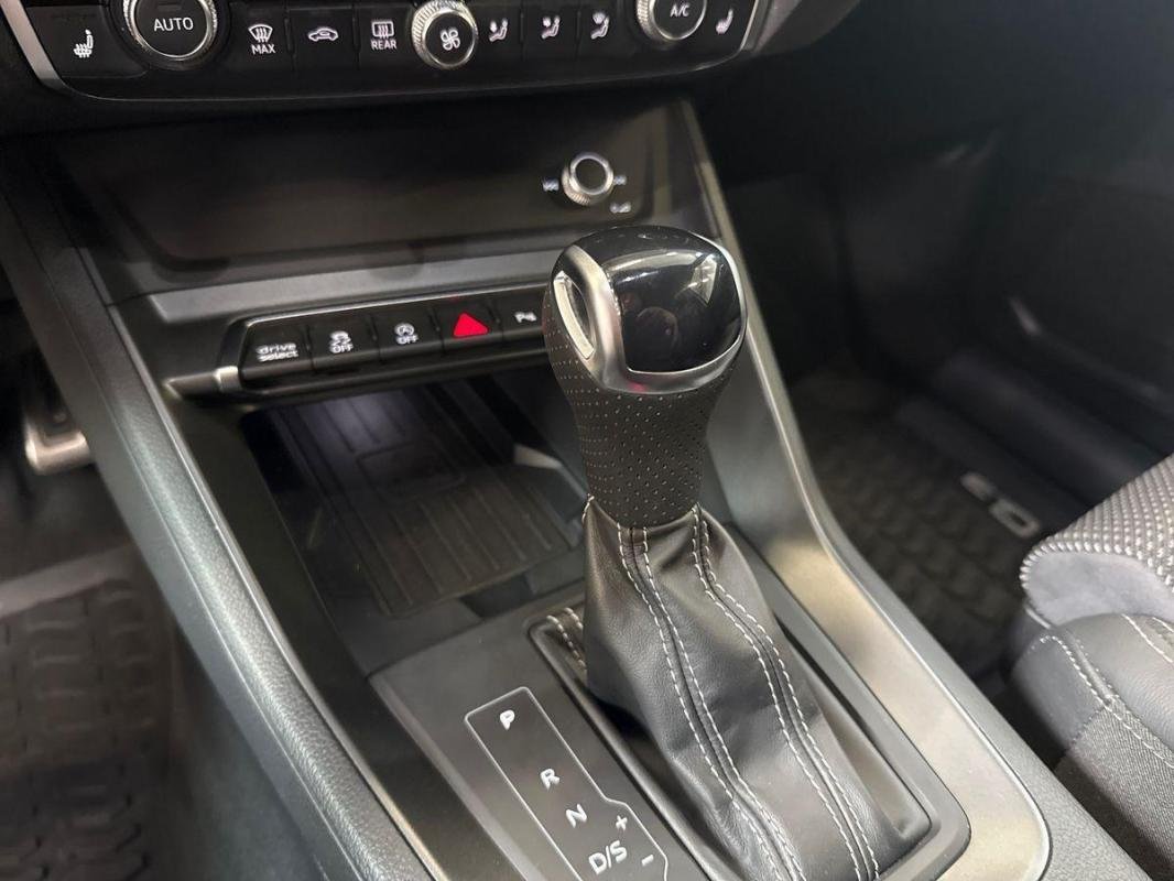 Audi Q3 Sportback - Photo 11