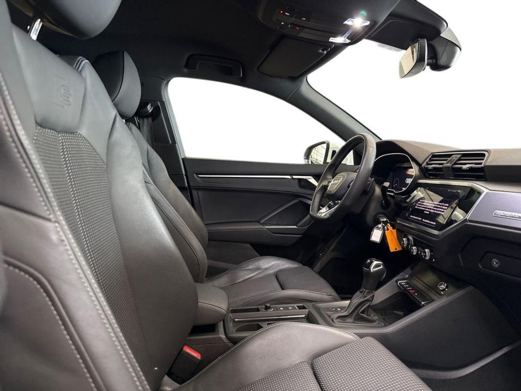 Audi Q3 Sportback - Photo 13