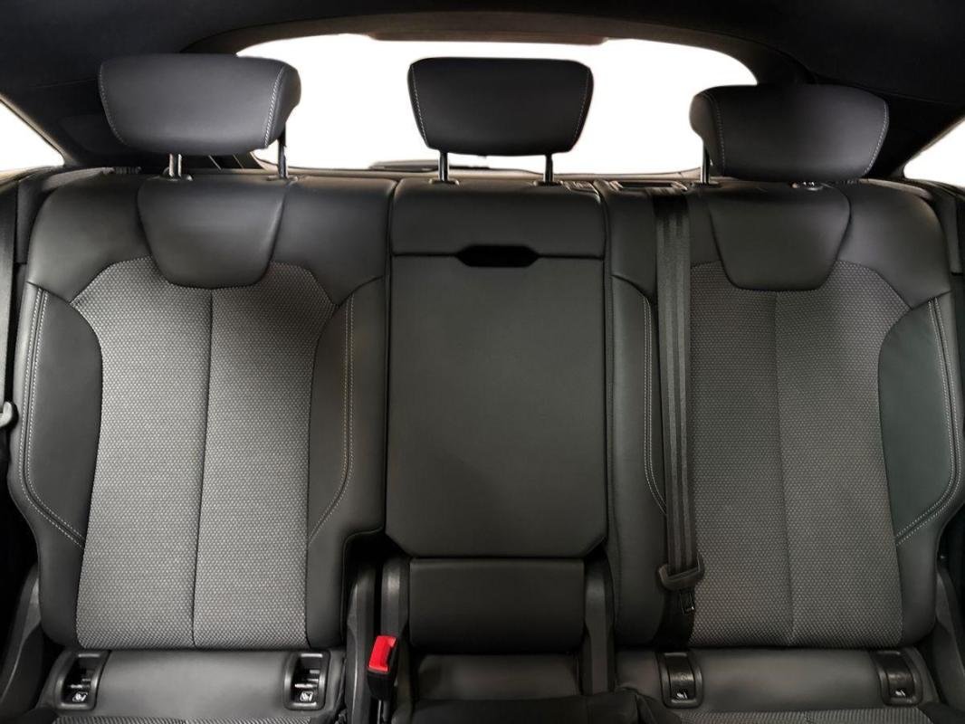 Audi Q5 Sportback - Photo 22