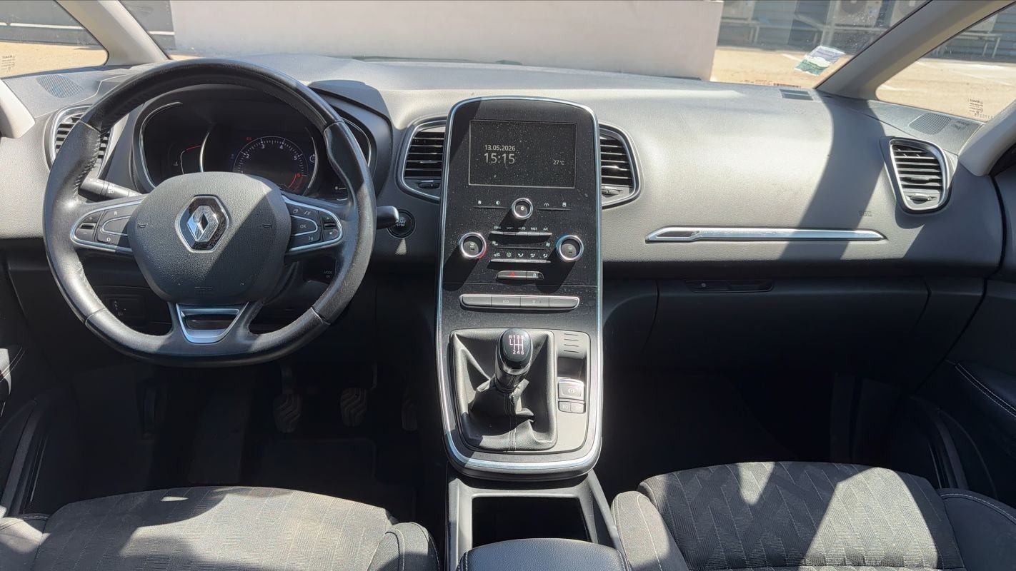 Renault Scénic - Photo 11