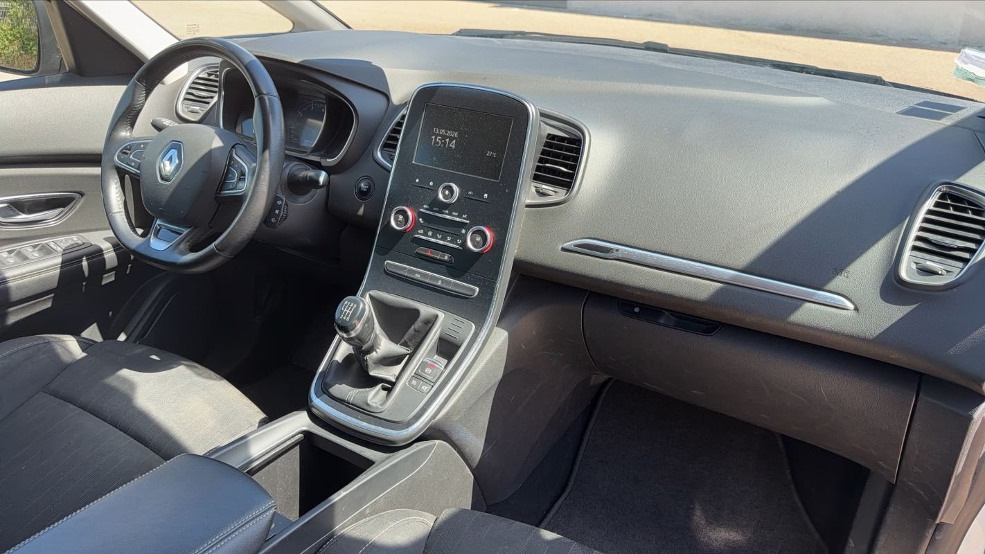 Renault Scénic - Photo 10