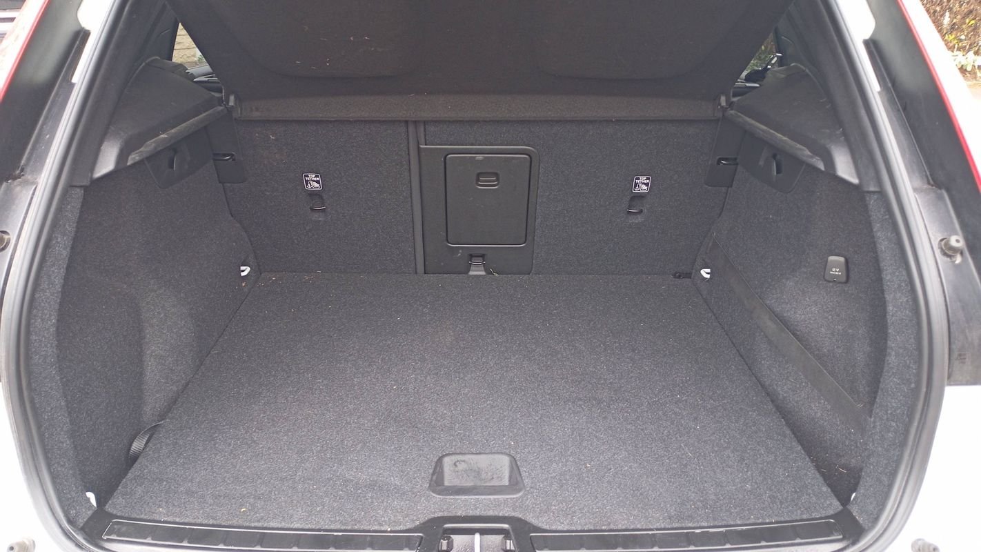Volvo XC40 - Photo 14