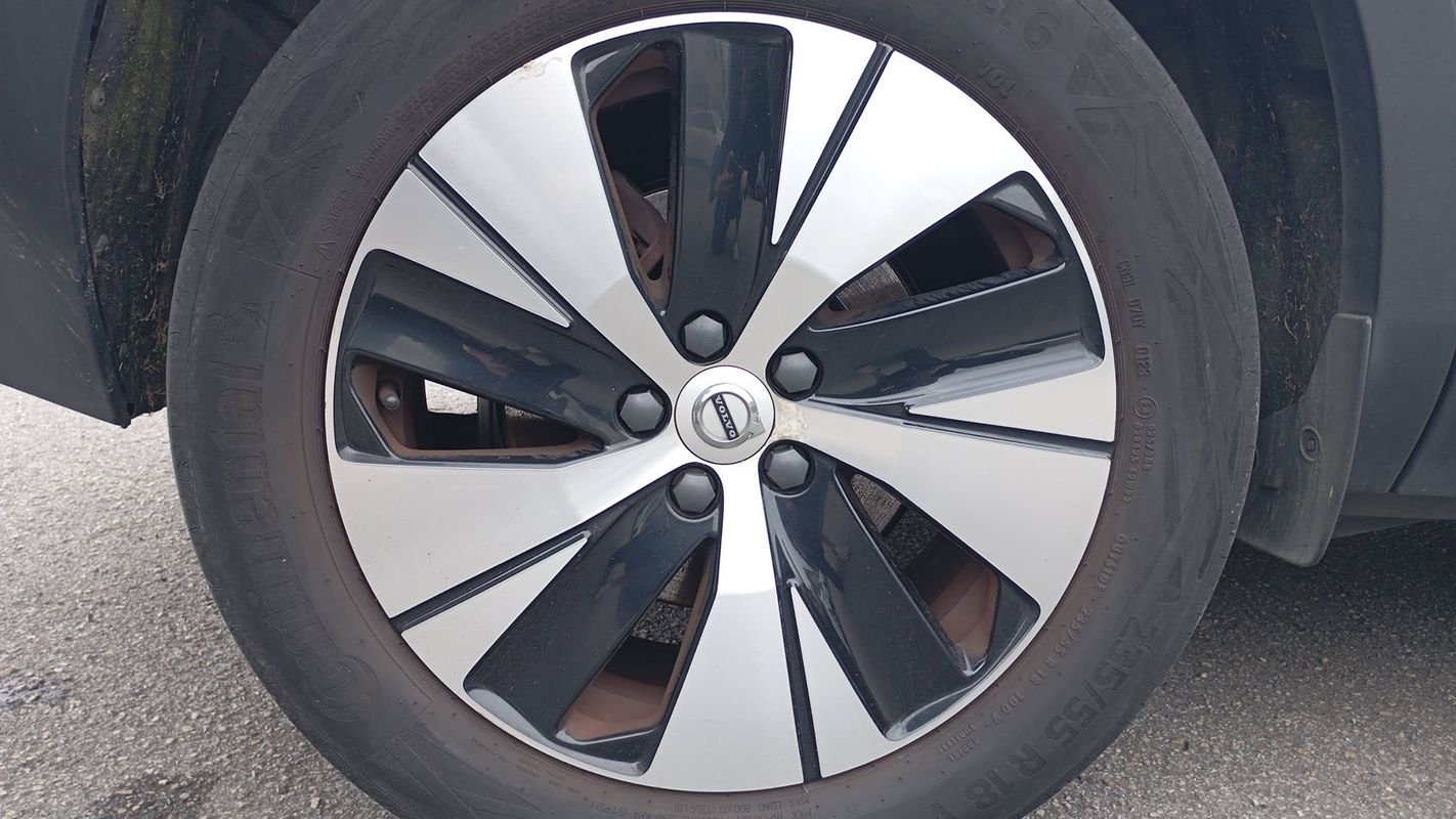Volvo XC40 - Photo 16