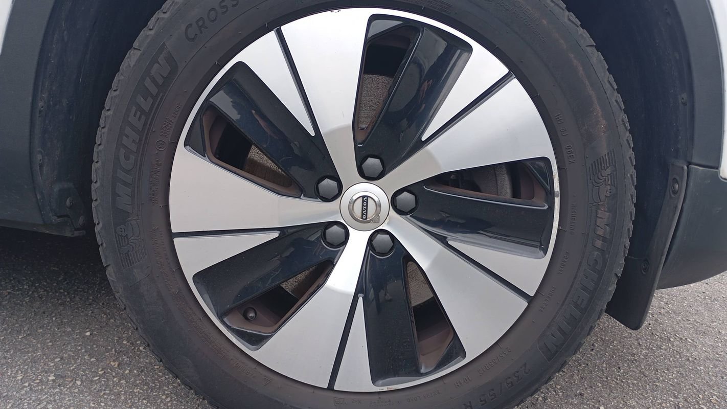 Volvo XC40 - Photo 17