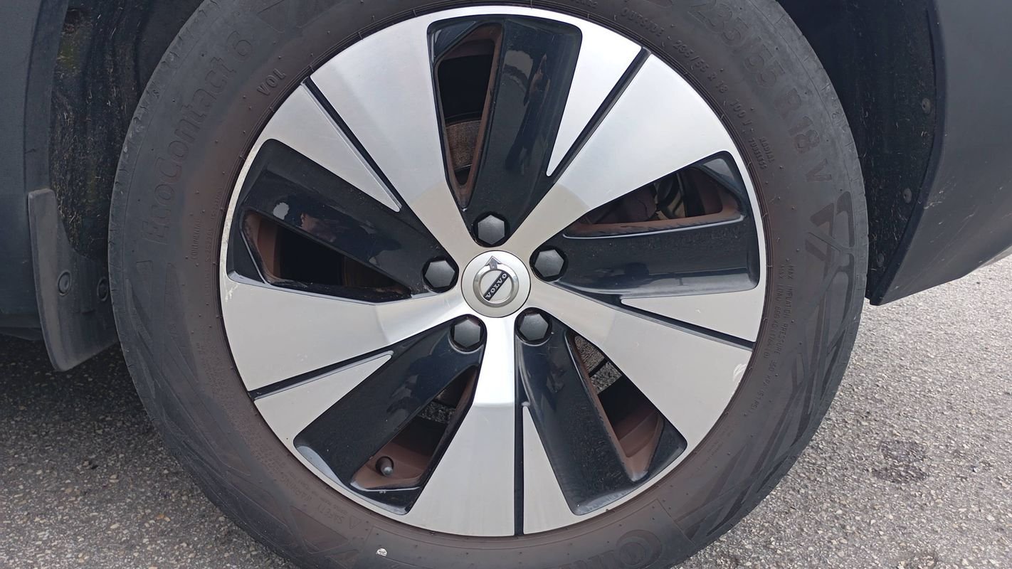 Volvo XC40 - Photo 19
